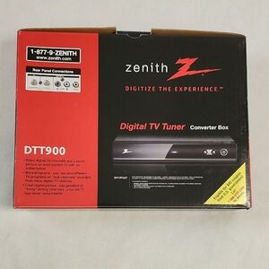 Zenith DTT900 Digital TV Tuner with Remote and Cables